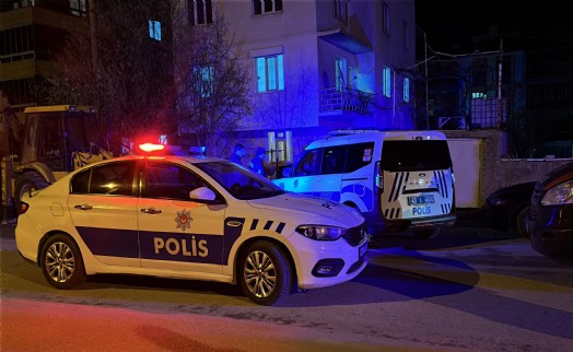 Annesine şiddet uygulayan babasını hastanelik etti!