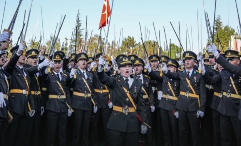 Atatürkçü teğmen bakkallık yapıyor!