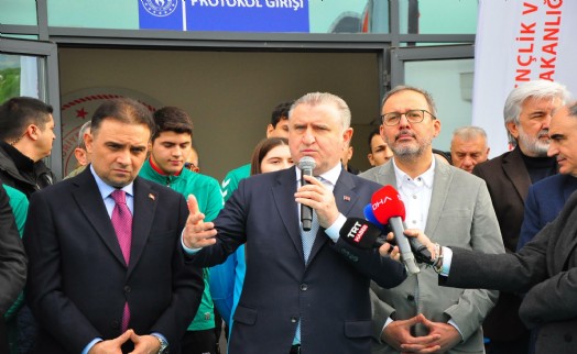 Bakan Bak: Türkiye son yıllarda spor alanında büyük bir atılım gerçekleştirdi