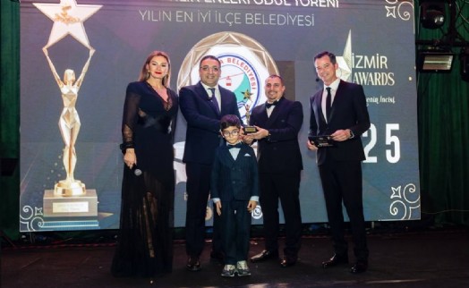 Balçova Belediyesi zirvede: 'Yılın En İyi İlçe Belediyesi' ödülü