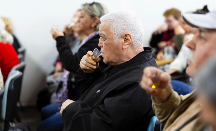Balçova’da zeytinyağı tadım etkinliğine yoğun ilgi