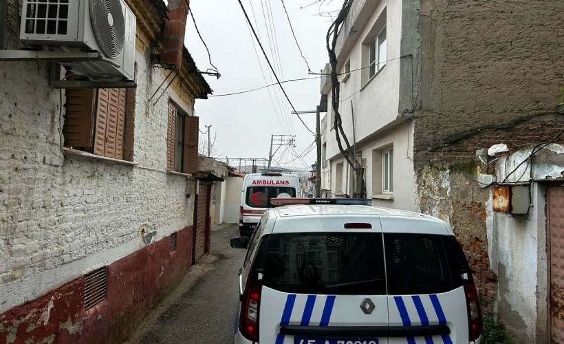 Banyoda oğlu tarafından ölü bulundu