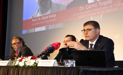 Başkan Tugay Zonguldak'taki sağlık zirvesinde 'daha çok yetki' istedi