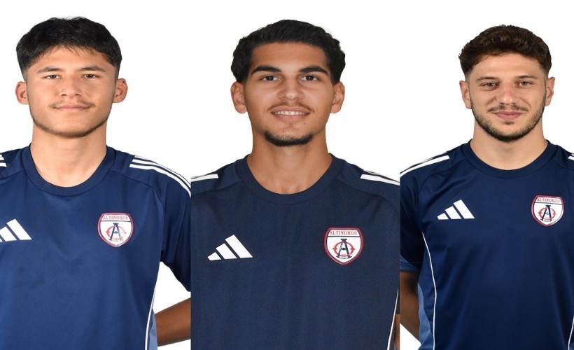Bir maç bile kazanamayan Altınordu 3 futbolcunun biletini kesti