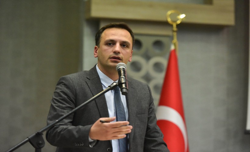 Bornova'da Başkan Eşki'den kadro revizyonu: Kimler gitti kimler geldi?