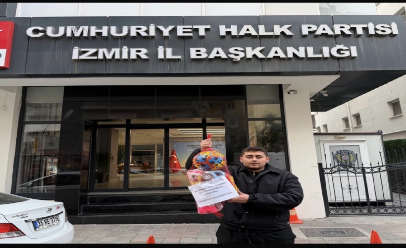 ‘Bozkurt’ gerilimi tırmanıyor: Ülkü Ocakları CHP binasına oyuncak gönderdi!
