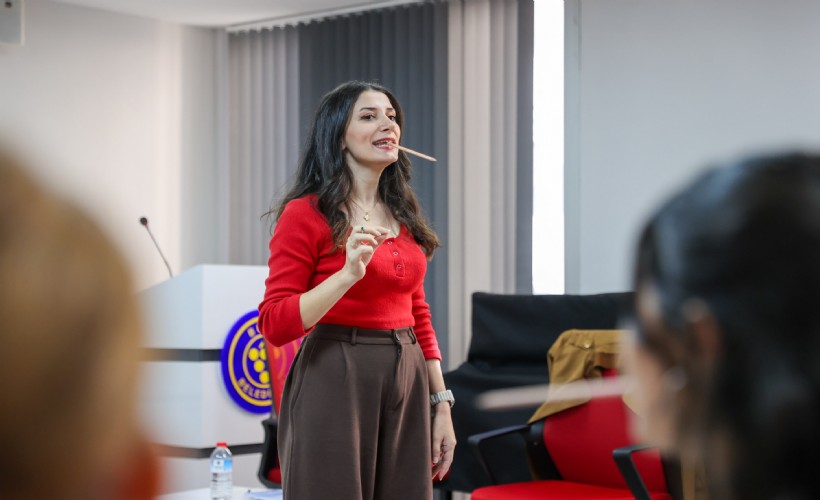 Buca Belediyesi'nden diksiyon ve sunuculuk kursu