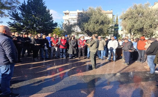 Buca'da maaş krizi yine gündemde: Belediye önünde iş başı eylemi