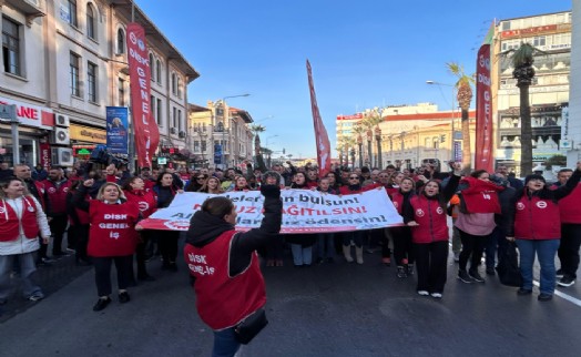 Büyükşehir işçileri eylemin 4'üncü gününde! Sendika yöneticilerinden CHP'li Özkan'a sert çıkış: Siz adım atmazsanız boşluğa birileri girer!