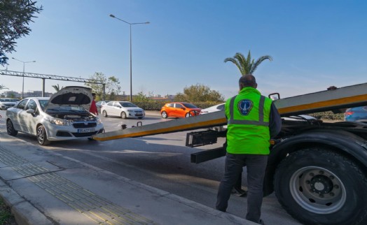 Büyükşehir'den trafiğe anında müdahale