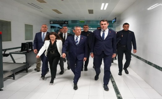 CHP lideri Özel İzmir'e geldi