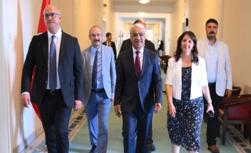 DEM Parti, İmralı'ya gidiyor: Öcalan'a bir ziyaret daha!