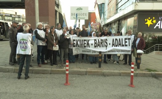 DEM Parti, İzmir ilçelerinde bütçe eleştirisi yaptı: Toplumun yüzde 90'ını yok sayan bütçeye onay vermeyeceğiz!