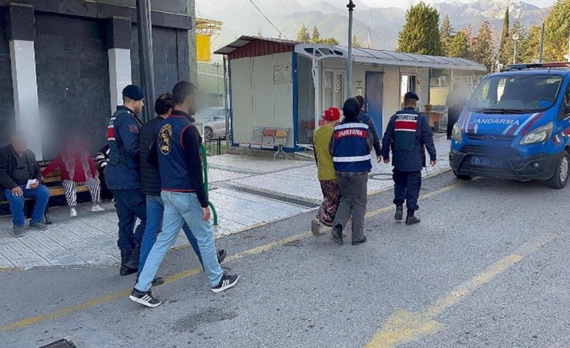 Katalogdan evlilik vaadiyle dolandırıcılığa 5 gözaltı