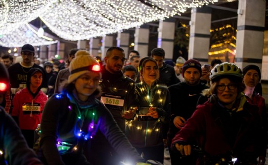 En uzun geceyi İzmirliler aydınlattı