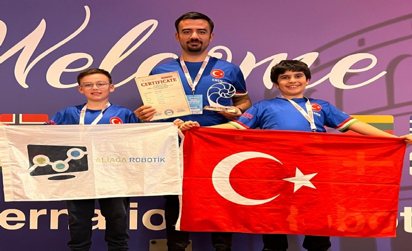 Fibonacci Robot Olimpiyatlarında Aliağa’dan 3 dünya birincisi