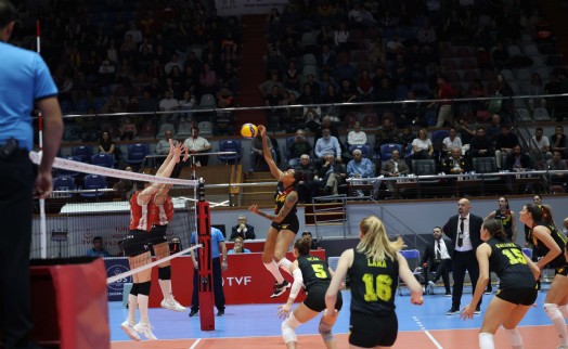 Göztepe evinde Eczacıbaşı'na direnemedi