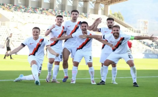 İzmir Çoruhlu düşme hattında kaldı!