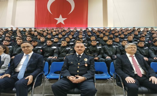 İzmir Emniyeti'nden 'Aile Çalıştayı'