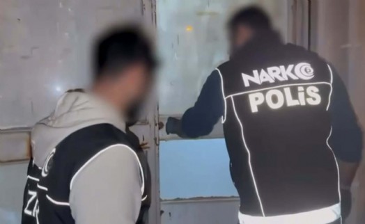 İzmir'de rekor uyuşturucu operasyonu!
