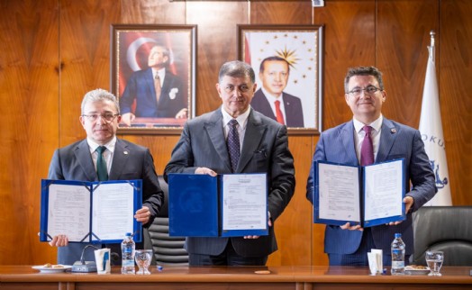 İzmir'de yeni Deprem Master Planı için imzalar atıldı!