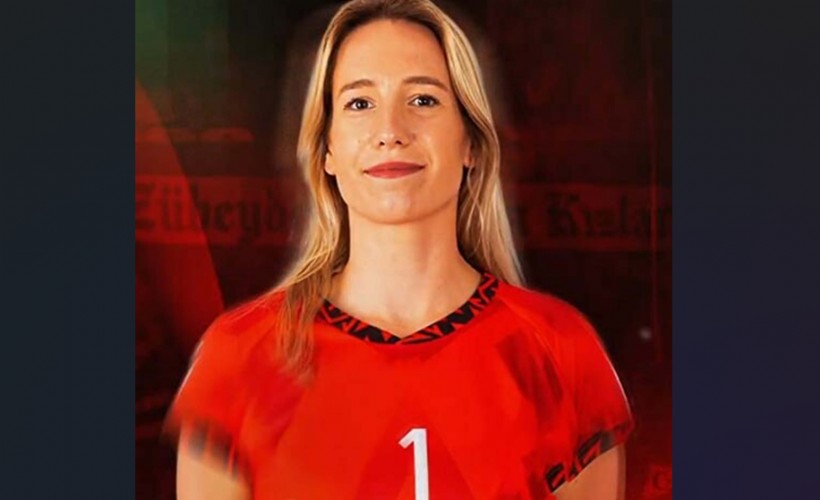 Kaf-Kaf Göz-Göz'ün eski smaçörüne imzayı attırdı