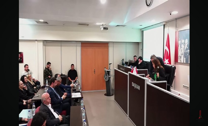 Karşıyaka Meclisi’nde Sayıştay Raporu krizi