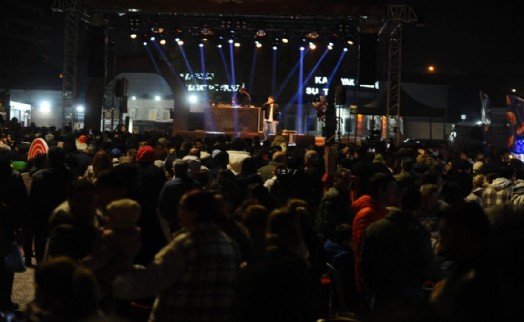 Karşıyaka Yeni Yıl Festivali'nde Anıl Piyancı coşkusu!