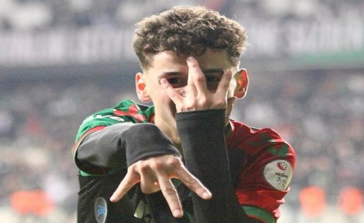 Karşıyaka'da Adem'e kalkan