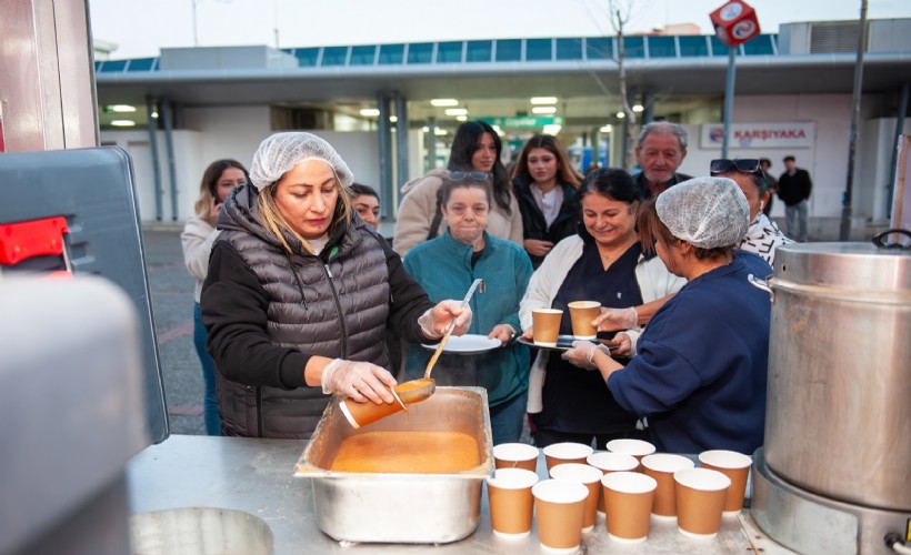Karşıyaka’da soğuk sabahlara sıcak dokunuş: Çorba ikramı başladı