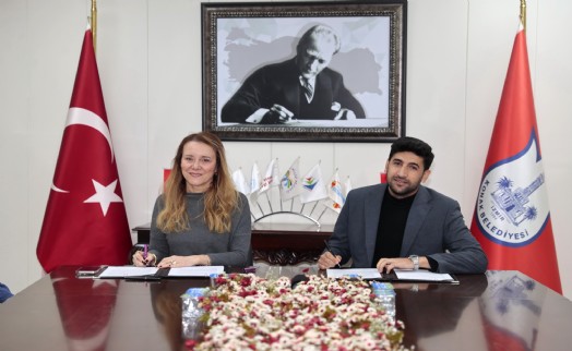 Konak'ta ‘genç' protokol