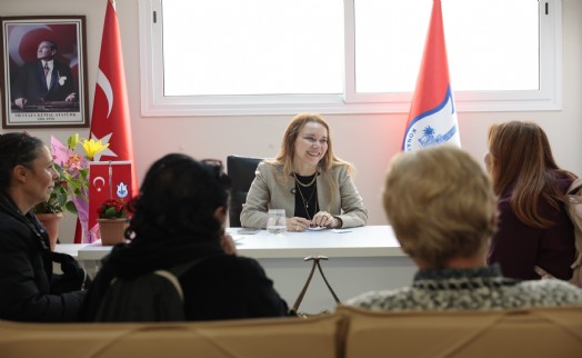 Konak'ta Komşu Buluşmaları'nın altıncısına yoğun ilgi!