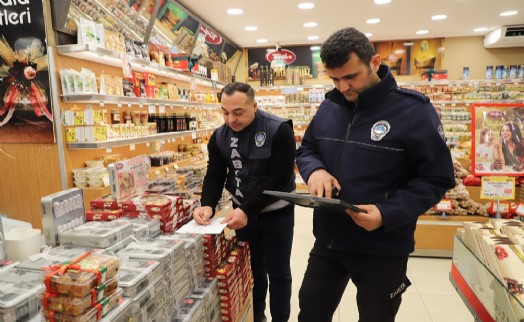 Menderes'te zabıtadan yılbaşı öncesi sıkı denetim