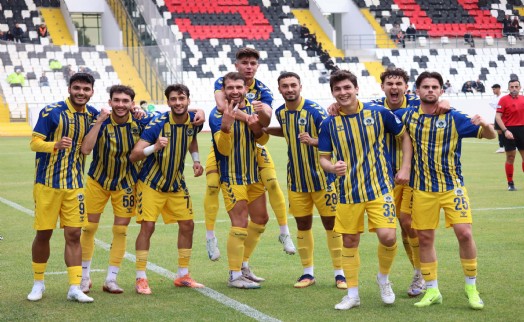 Menemen FK'ya Soma galibiyeti ilaç gibi geldi