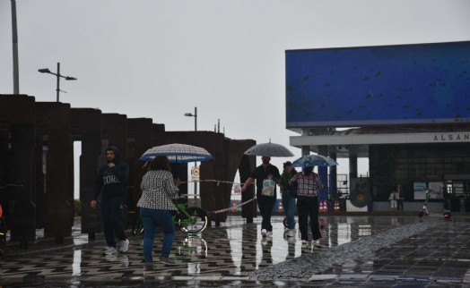 Meteoroloji'den İzmir'e sağanak uyarısı