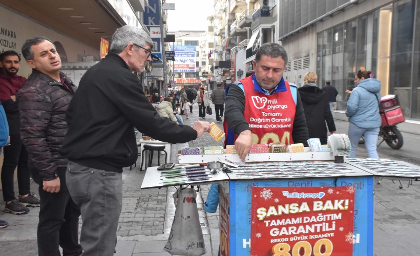 Milli Piyango yılbaşı biletlerine yoğun ilgi: Büyük ikramiye 800 miyon
