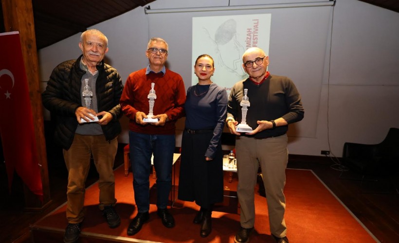 9. İzmir Mizah Festivali panellerle devam etti