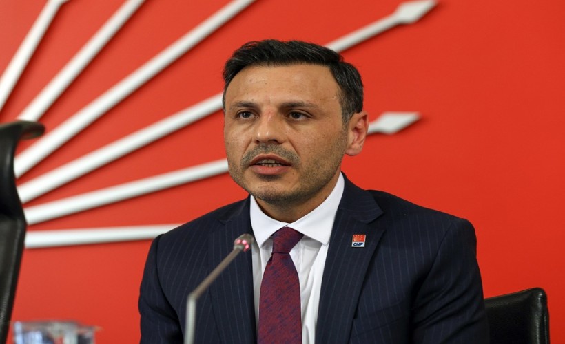Özgür Çelik'ten Şenol Aslanoğlu'nun gözaltına alınmasına tepki