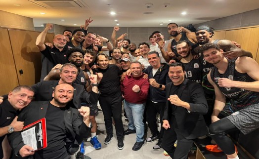 Petkimspor, Anadolu Efes zaferiyle parladı