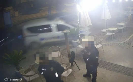 Polis aracına çarptı: O anlar kameraya böyle yansıdı!