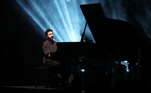 Rus piyanist Evgeny Grinko'dan İzmir'de beğenilen konser
