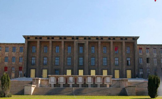 TBMM'de çocuklara taciz skandalı: Görevden uzaklaştırılan personel tutuklandı!