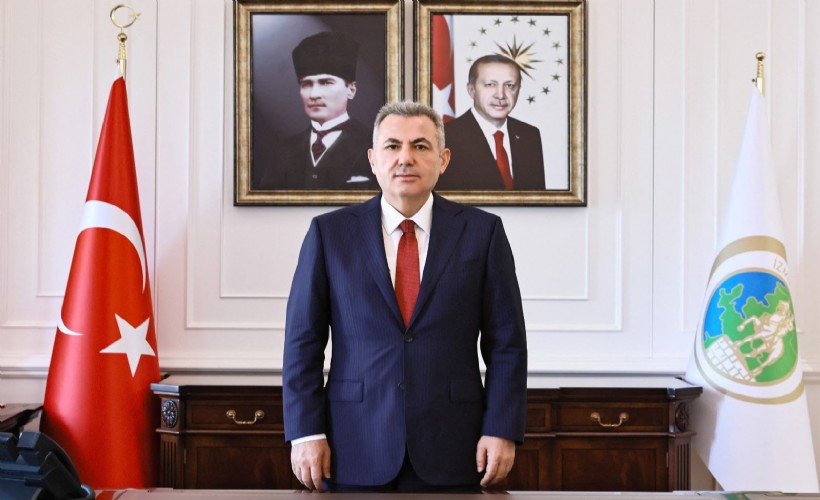 Vali Elban'dan yeni yıl mesajı; İzmir’imizin yaşam kalitesini yükseltmek için...