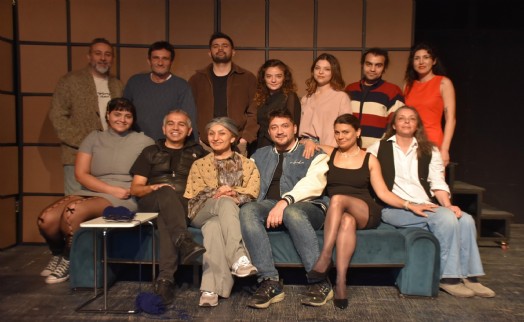 Alzheimer hastalığını tiyatro ile anlatacaklar