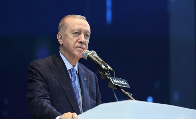 Erdoğan'dan 'dijital mecralar mesajı: Sosyal medyaya yaş sınırı gelebilir