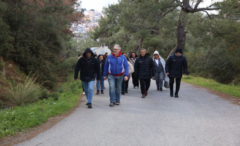 Güzelbahçe'de hocalardan önce ders sonra doğa yürüyüşü