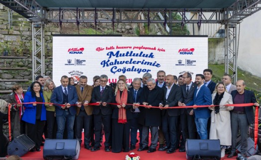 Konak'ta Mutluluk Kahveleri'ne üç yeni şube daha