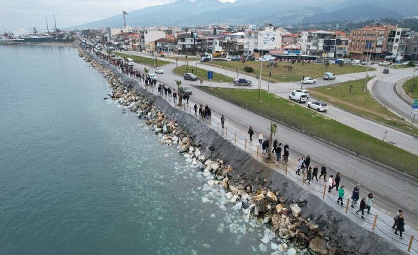 Güzelbahçe'de ‘Sevgi Yolu’ iki mahalleyi birleştirdi