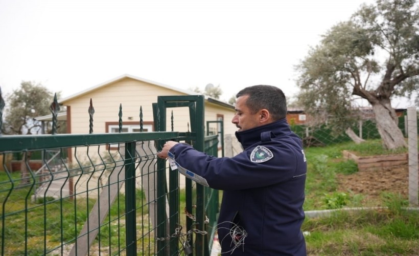 Torbalı Belediyesi, tarımı yok eden 'Hobi bahçelerini' mühürledi