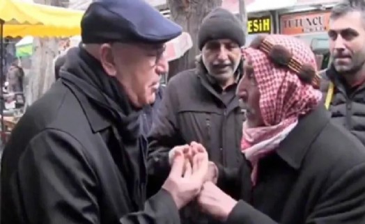 Vatandaşın akılalmaz talebi CHP'li vekili şoke etti: Kadınıma tokat bile atamıyorum